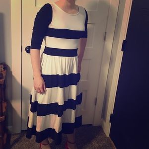 Dainty Jewels Small Midi Dress